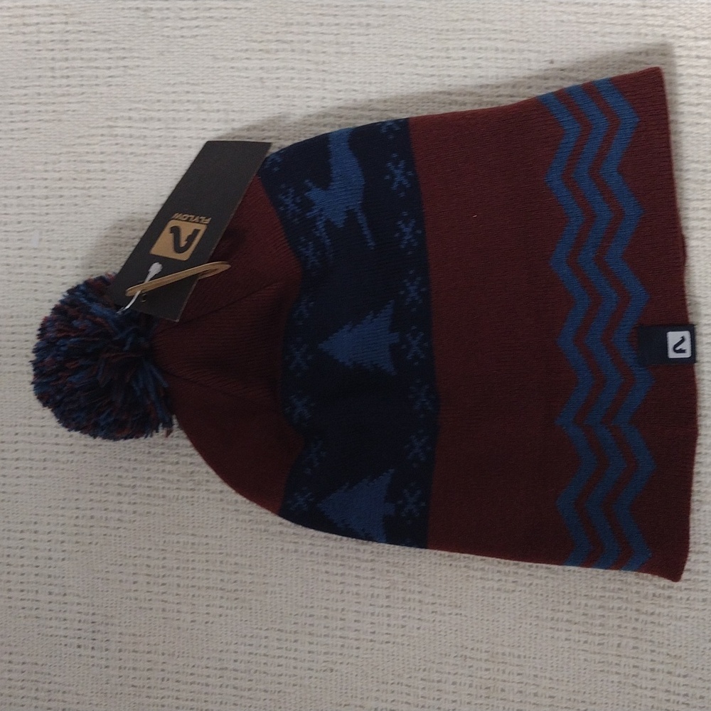 NWT Flylow Revival Pom Pom Redwood River Deer And Tree Mens Winter Hat One Size